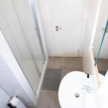 Bege Lighthaus 아파트 *